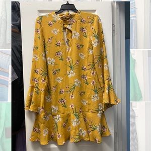 Long Sleeve Keyhole Dress